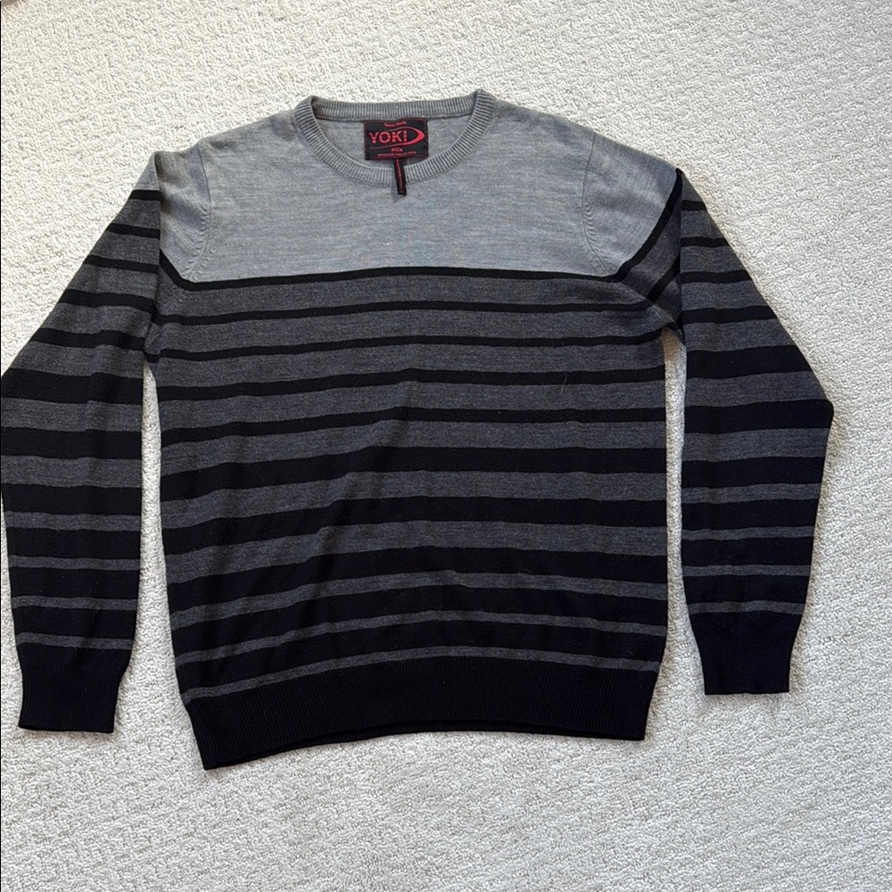 Yoki Gray and Black Crewneck Sweater with Striped Design